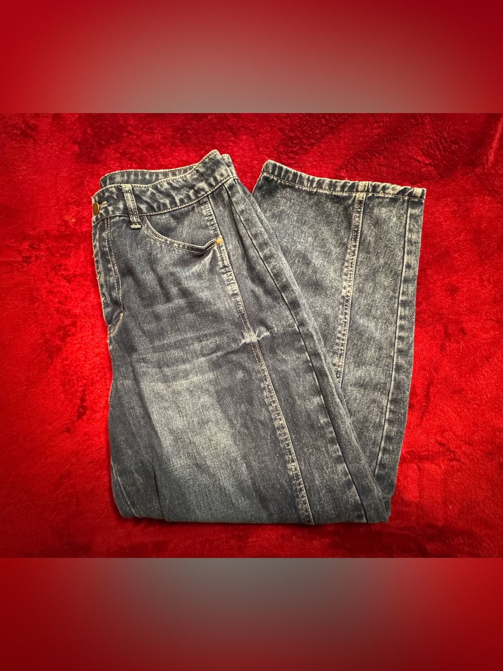 Women's Barrel Leg  Jeans in Washed Blue  Denim